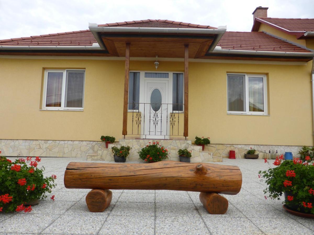 Napfény Apartman és Vendégház Egerszalók Kültér fotó